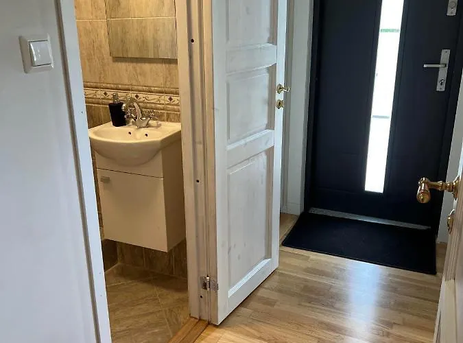 In Asane 아파트 *